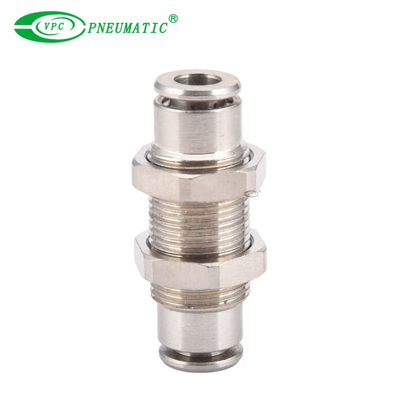 Raccord de cloison en laiton haute pression série VM, 870 Psi